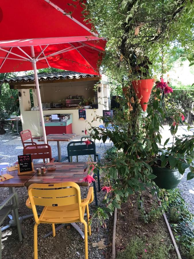 Hostellerie Le Mirabeau Peyrolles-en-Provence Екстериор снимка