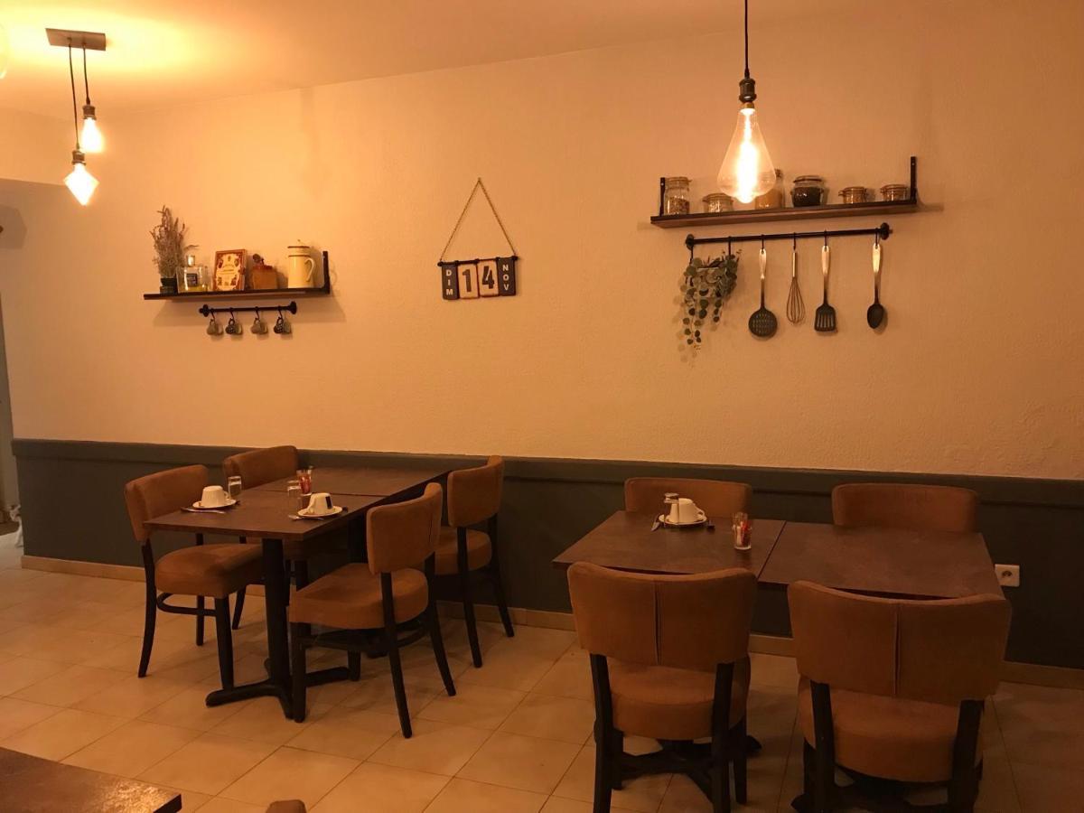 Hostellerie Le Mirabeau Peyrolles-en-Provence Екстериор снимка