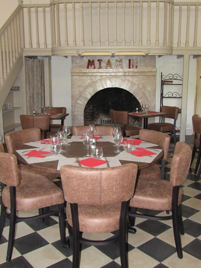 Hostellerie Le Mirabeau Peyrolles-en-Provence Екстериор снимка